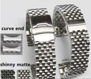 Bracciale in metallo solido e maglie accorciabili, con chiusura di sicurezza, dotato di attacco ansa sia dritto che curvo